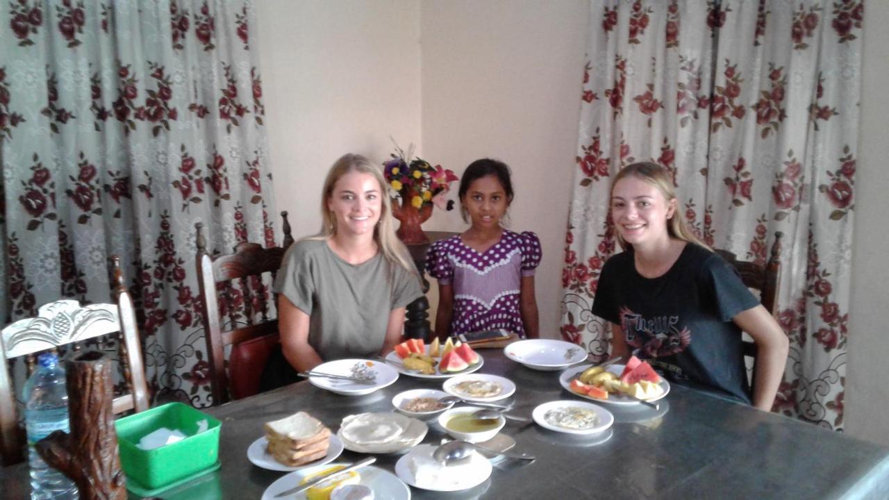 Masha Beach Inn Tangalle Eksteriør billede