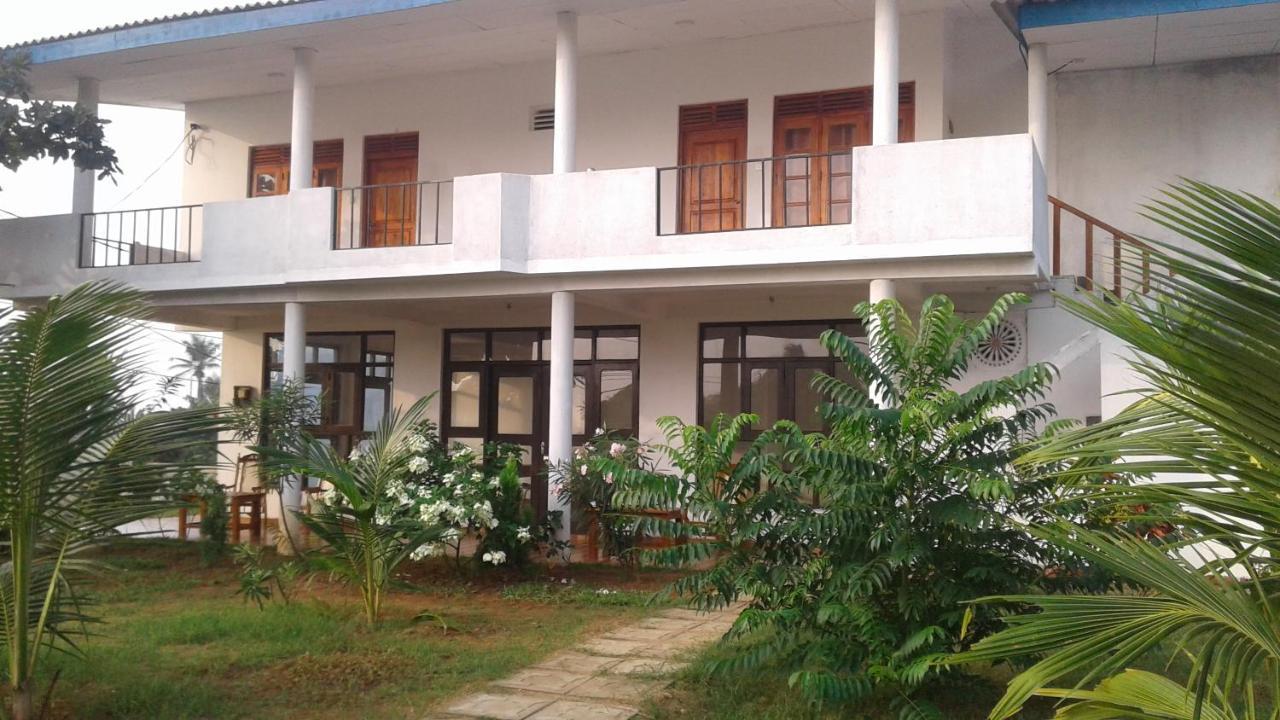 Masha Beach Inn Tangalle Eksteriør billede