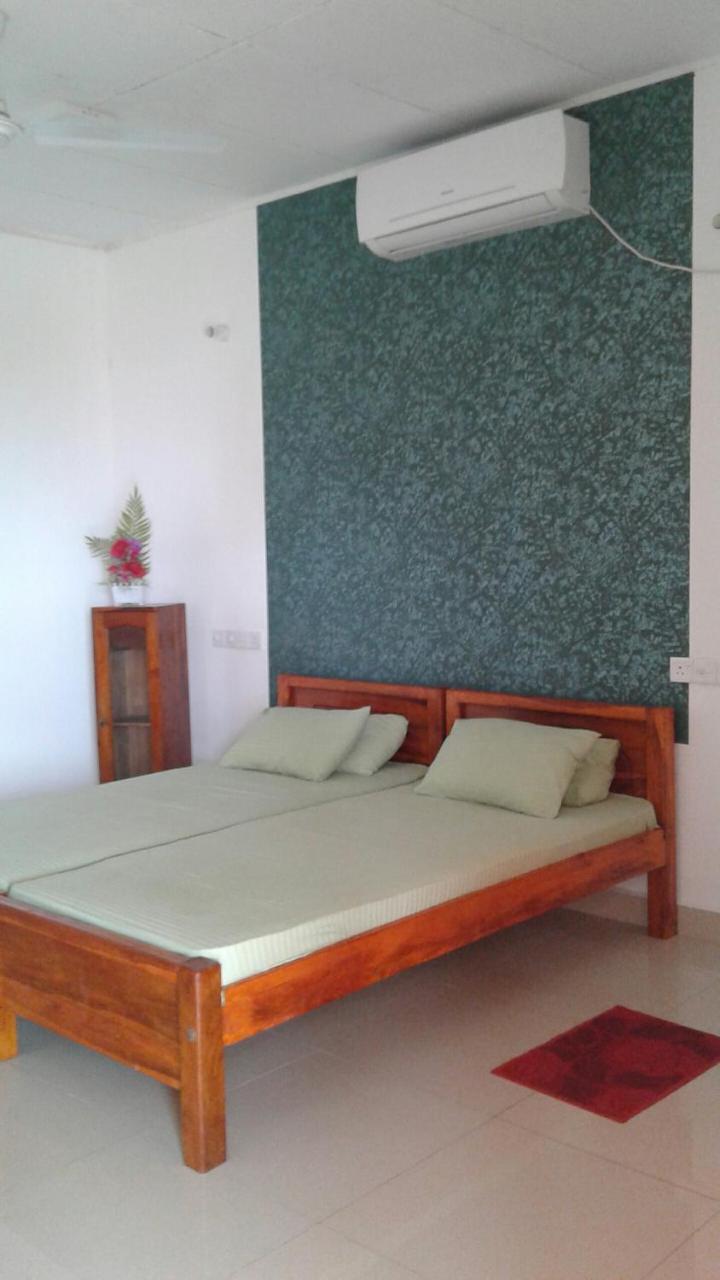 Masha Beach Inn Tangalle Eksteriør billede